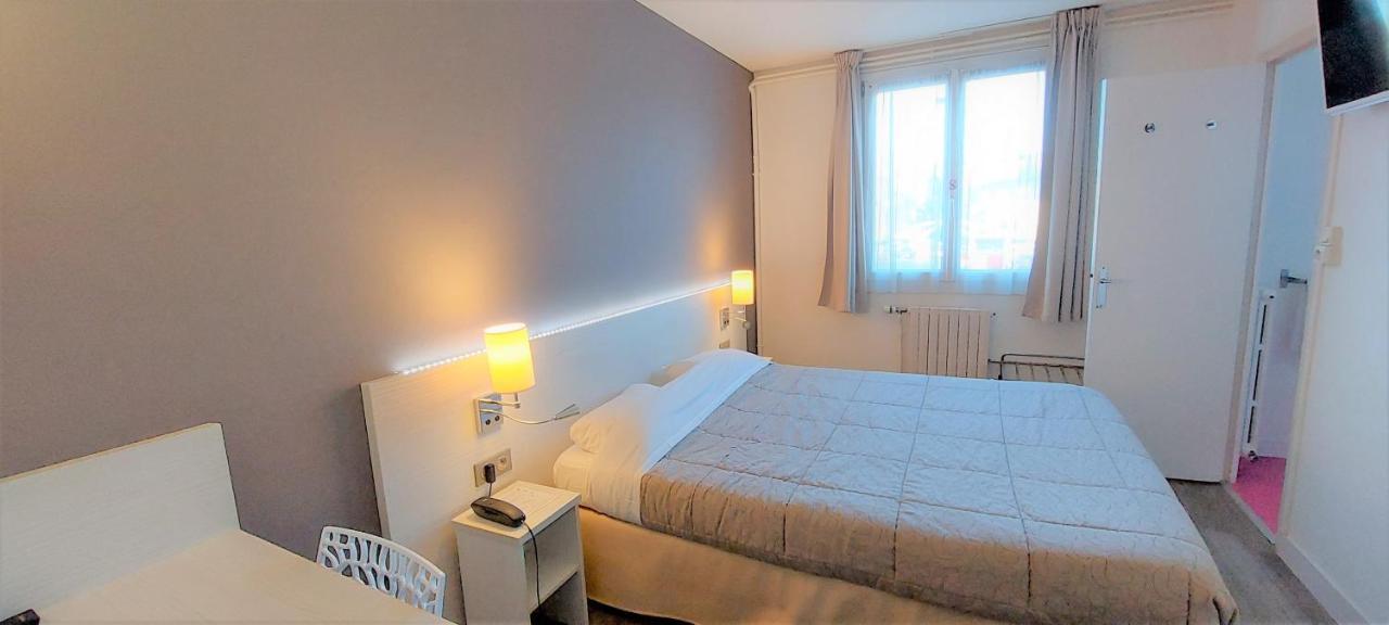 Contact Hotel Du Cerf Château-Gontier Dış mekan fotoğraf