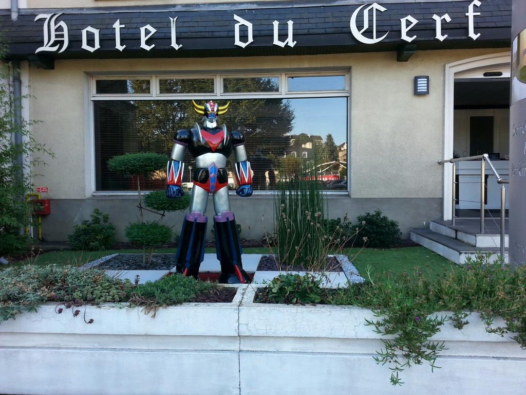 Contact Hotel Du Cerf Château-Gontier Dış mekan fotoğraf